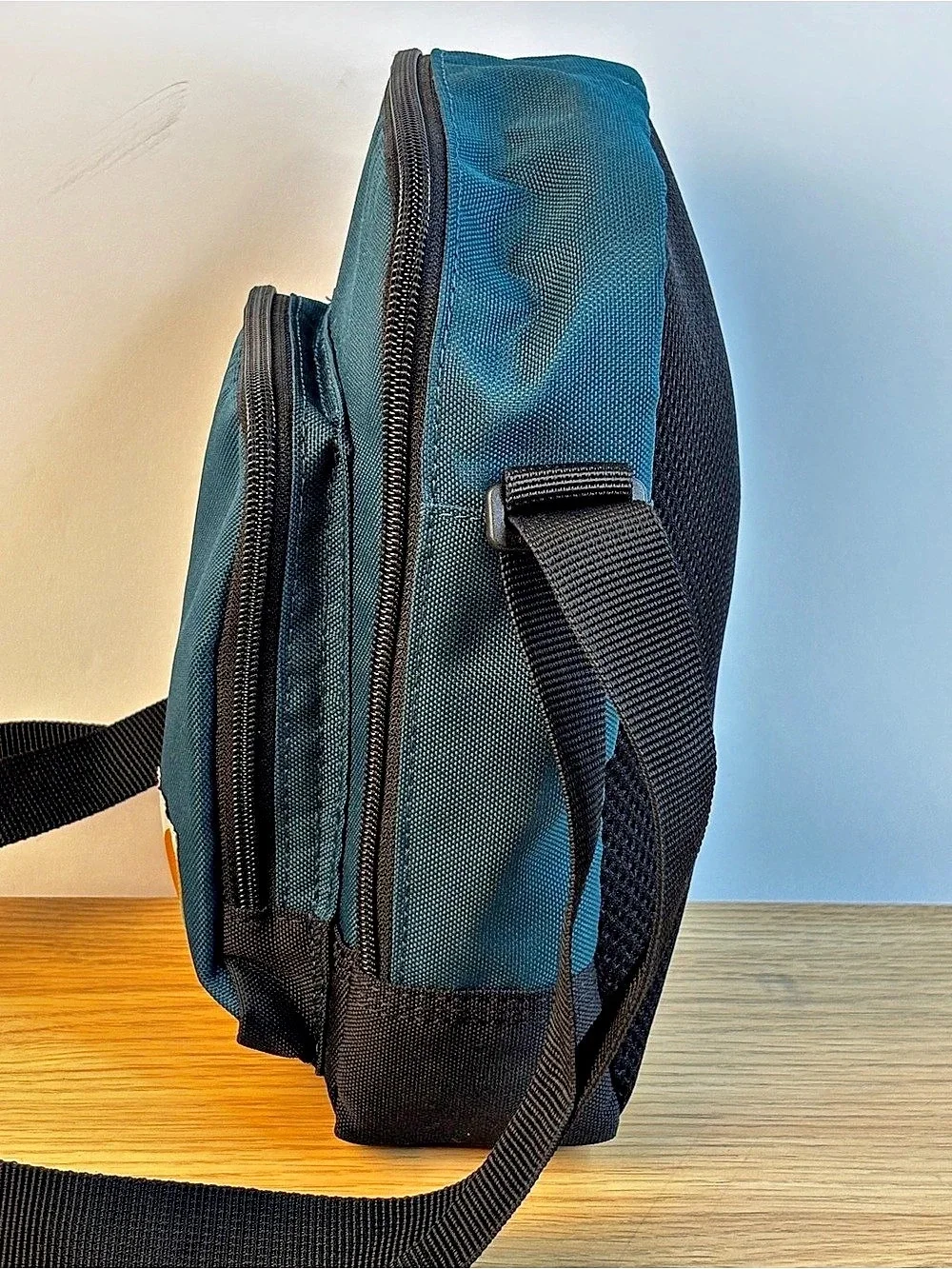 Carhartt utility crossbody